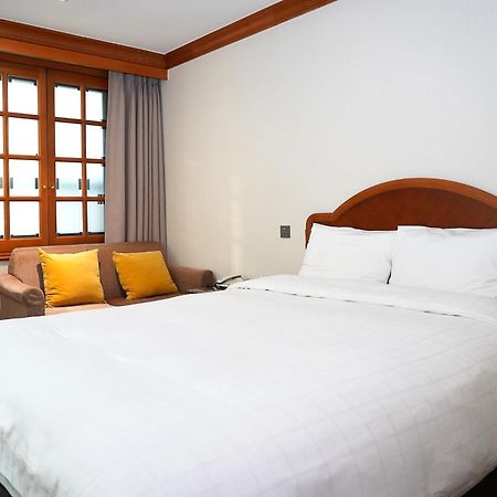 Karak Tourist Hotel Seoul Eksteriør billede