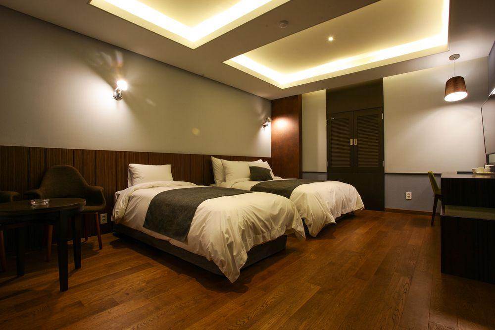 Karak Tourist Hotel Seoul Eksteriør billede