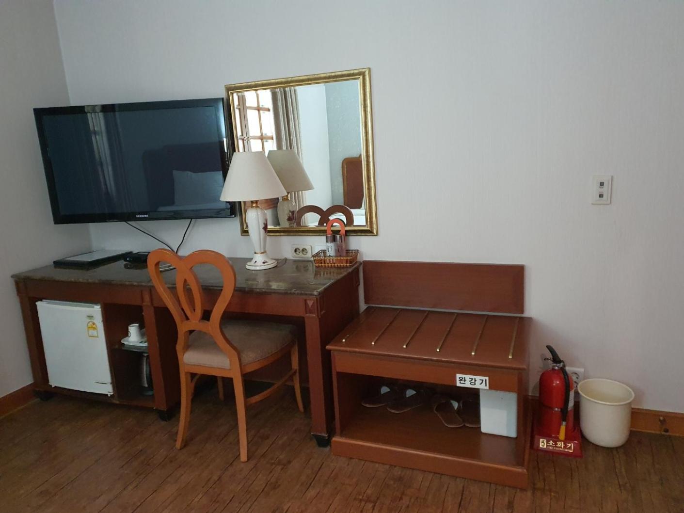 Karak Tourist Hotel Seoul Eksteriør billede