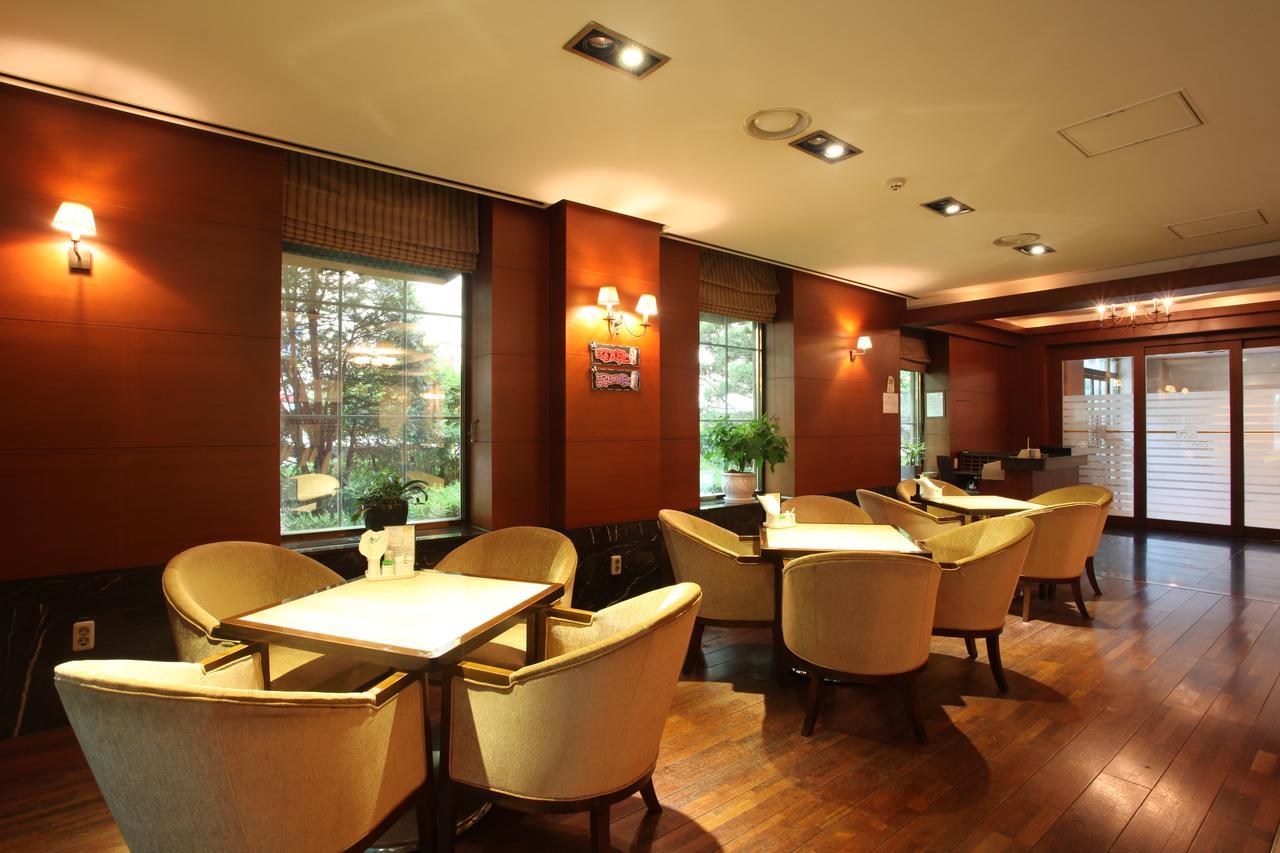 Karak Tourist Hotel Seoul Eksteriør billede