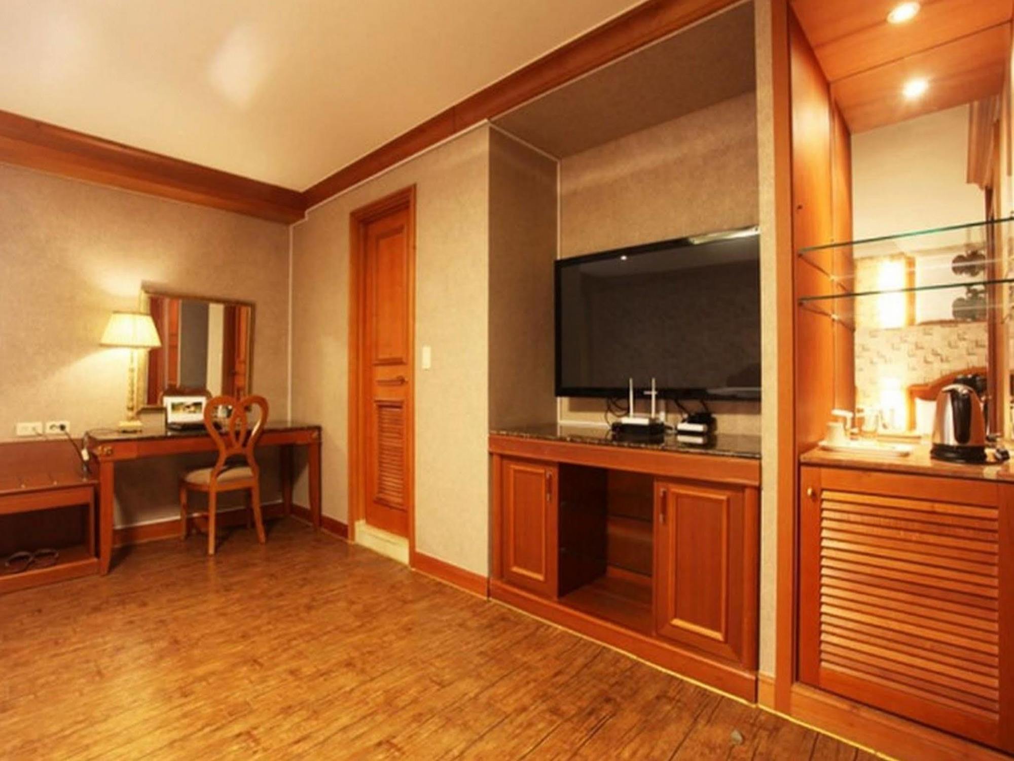 Karak Tourist Hotel Seoul Eksteriør billede